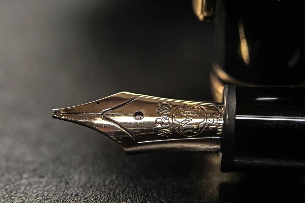 Graphite Desk Pen